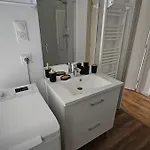 Elegant In A Luxury Arras