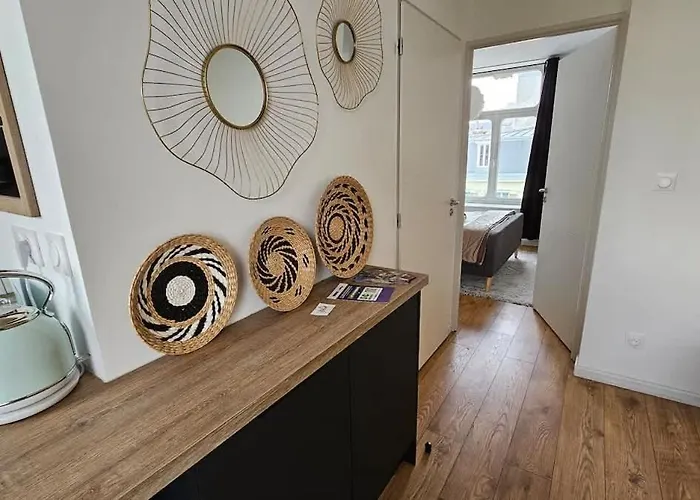 Elegant In A Luxury Appartamento Arras