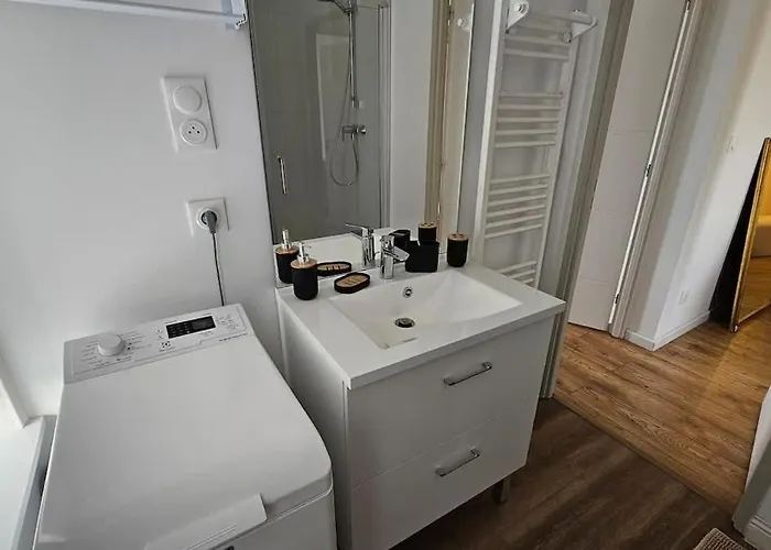 Elegant In A Luxury Arras